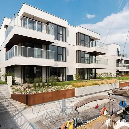 Flatbook - Yacht Harbor Premium Sol Marina Appartement *