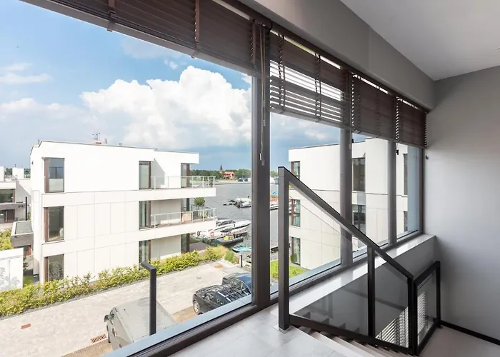 Flatbook - Yacht Harbor Premium Sol Marina * Wislinka