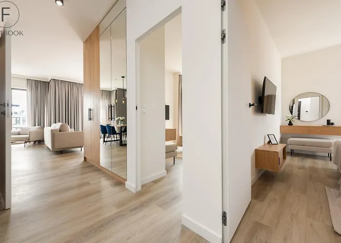 Flatbook - Yacht Harbor Premium Sol Marina *